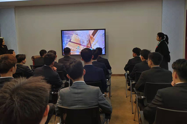 安庆君澜豪庭酒店来我校举办专场招聘会