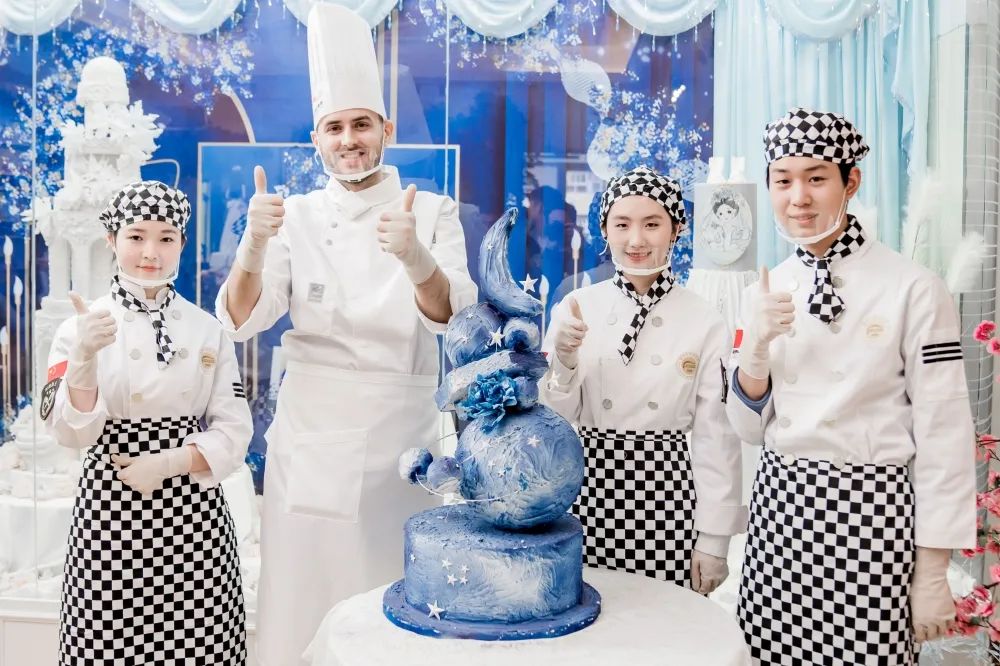 4月16-24岁青年失业率18.2%,创历史新高!就业艰难怎么办?