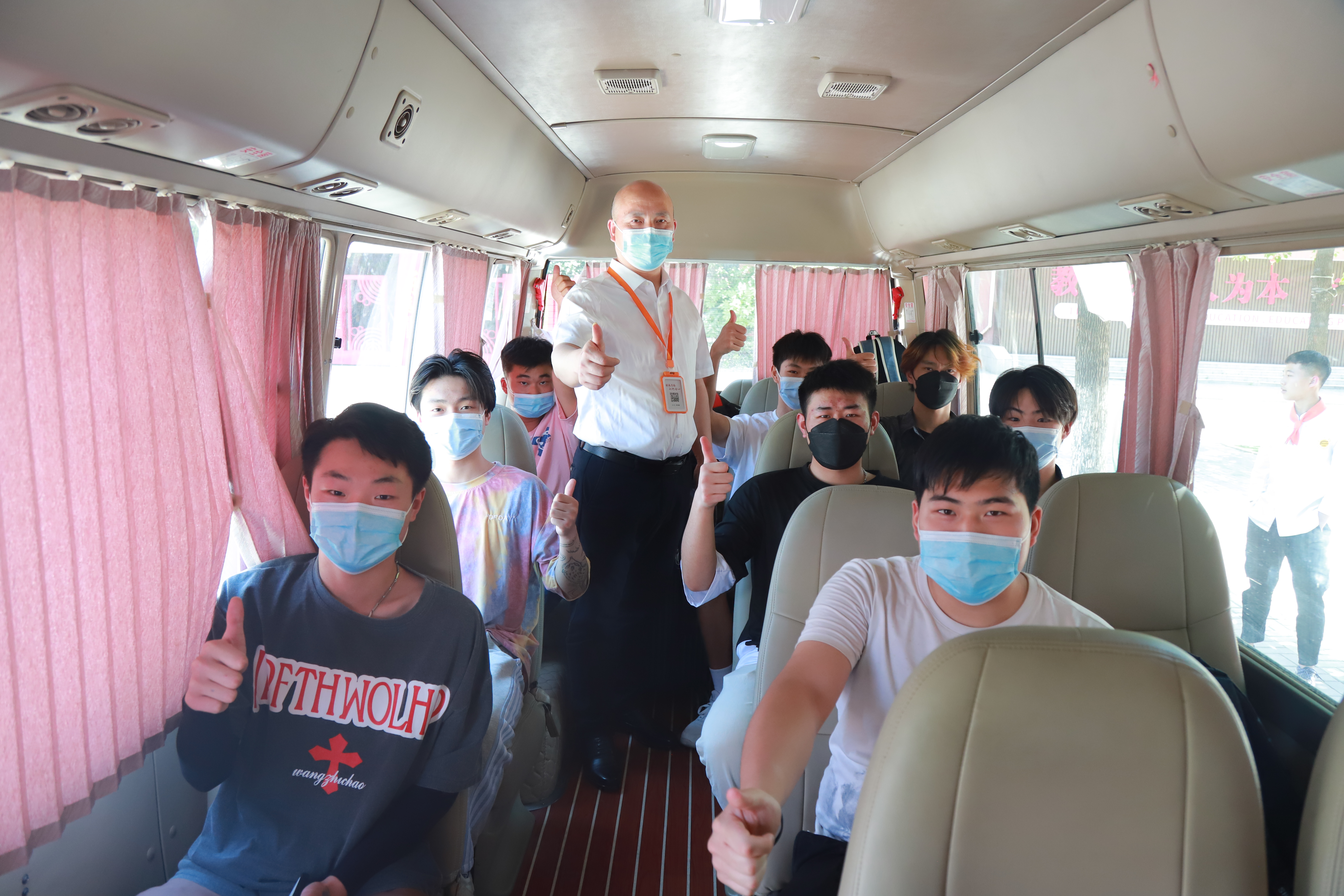 就业欢送会|愿此去前程似锦,相逢依旧如故