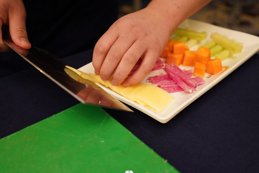 走进企业,展望未来 | 安徽新东方赴香格里拉观摩学习!