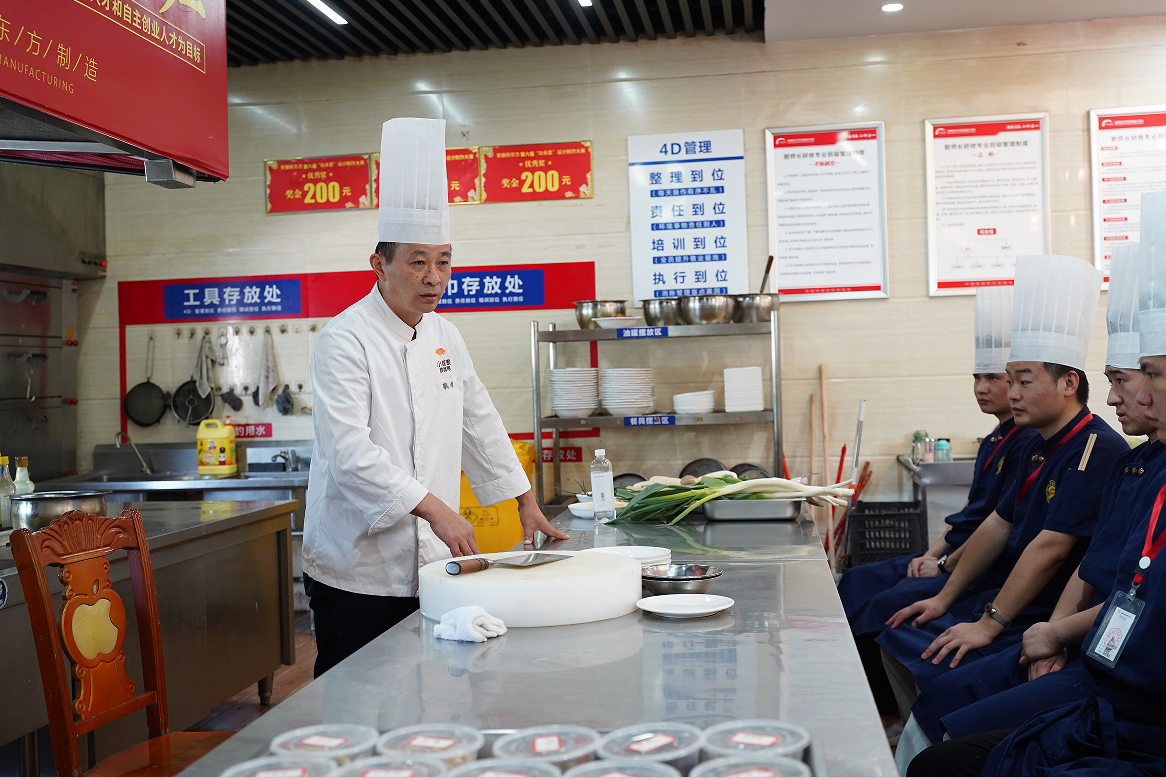 前沿新东方 | 大师进校园,交流面对面